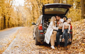 Top 10 Fall Road Trips – Scenic Drives, Cozy Stops, and Safe Autumn Adventures