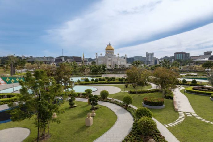 Omar Ali Saifuddien Mosque, Brunei Darussalam